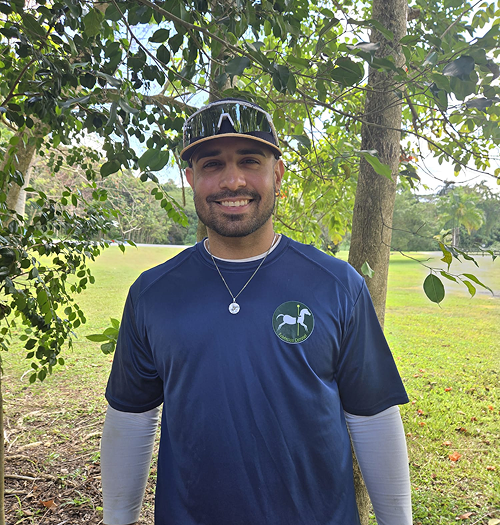 Foto de Yamil de Jesús Auxiliar en equinoterapia